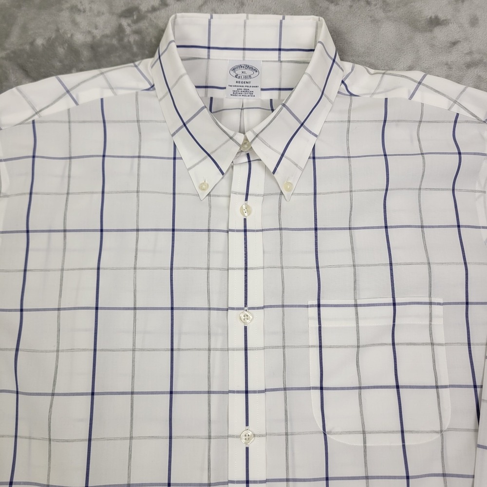 Brooks Brothers Mens White Blue Dress Shirt XL Regent Button-Down Long Sleeve